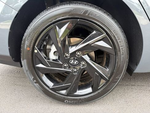 New 2026 Hyundai Elantra Sport FWD image 18