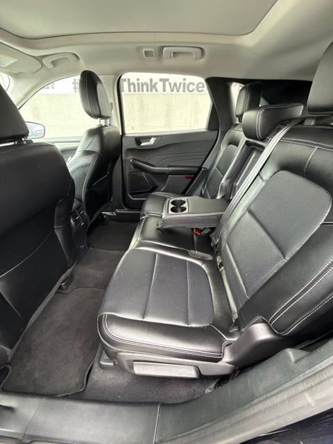 Used 2022 Ford Escape SEL AWD/4WD image 11
