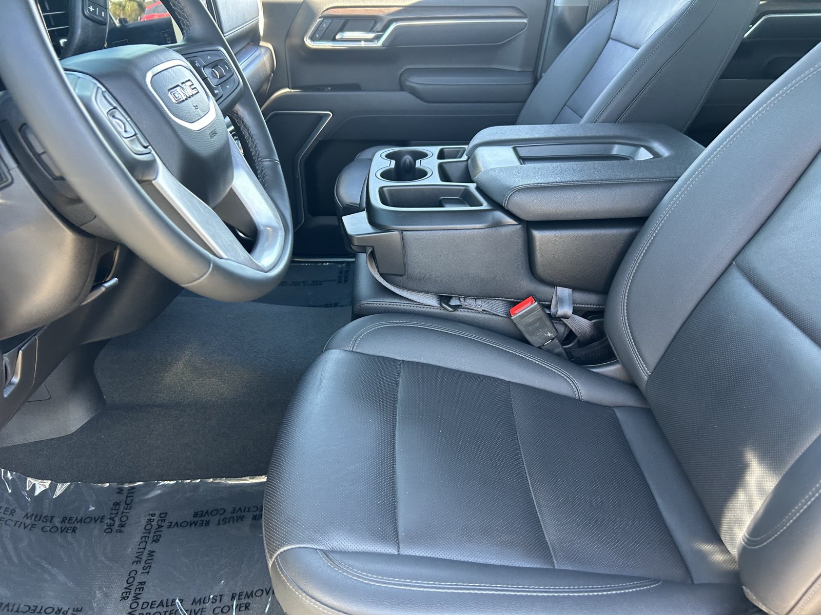 Certified 2025 GMC Sierra 1500 SLT RWD image 27