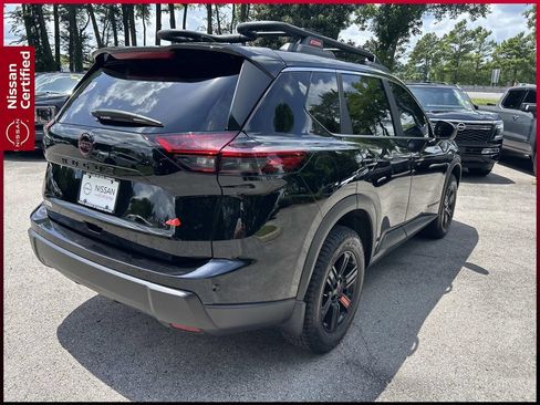 Certified 2025 Nissan Rogue SV AWD/4WD image 7