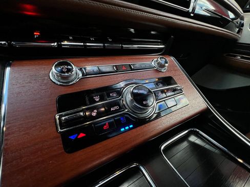 Used 2022 Lincoln Aviator Reserve w/ Equipment Group 201A RWD image 29