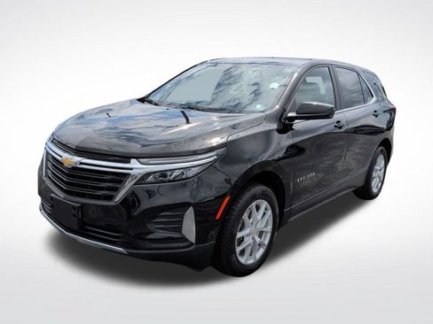 Used 2023 Chevrolet Equinox LT AWD/4WD image 3
