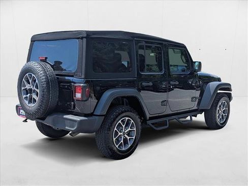 Used 2024 Jeep Wrangler Sport S image 5