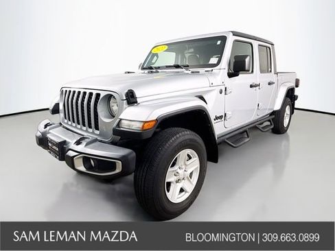 Used 2022 Jeep Gladiator Sport image 3