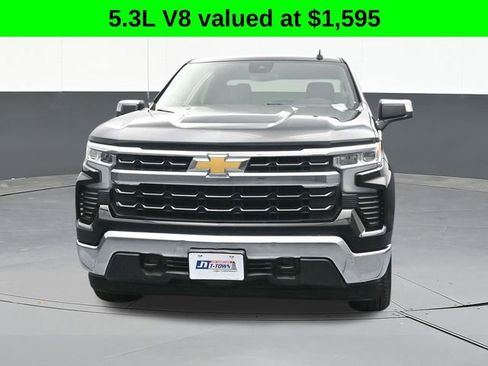Used 2024 Chevrolet Silverado 1500 LT w/ Protection Package AWD/4WD image 2