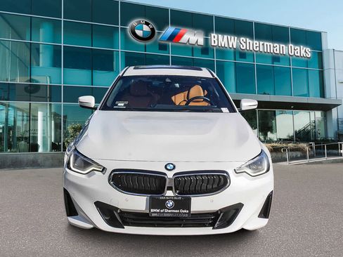 Certified 2023 BMW 230i Coupe w/ Convenience Package image 2