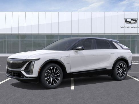 New 2025 Cadillac Lyriq Sport image 33