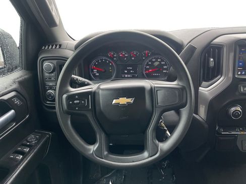 Used 2022 Chevrolet Silverado 1500 Custom image 13