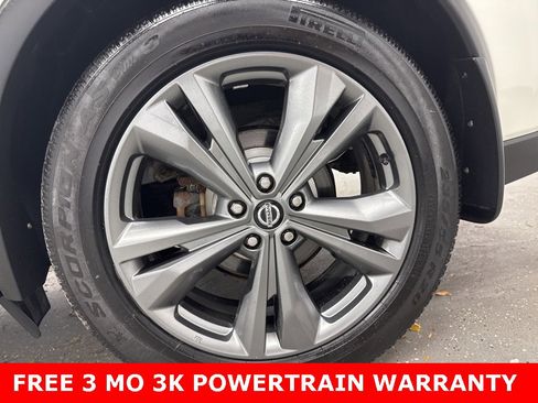 Used 2019 Nissan Murano S image 5