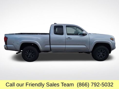 Certified 2023 Toyota Tacoma SR5 image 7