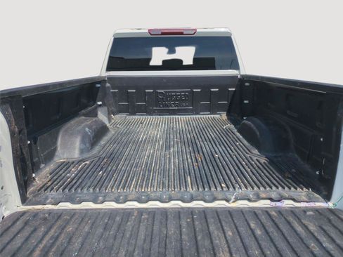 Used 2025 Chevrolet Silverado 2500 LT w/ Convenience Package AWD/4WD image 32