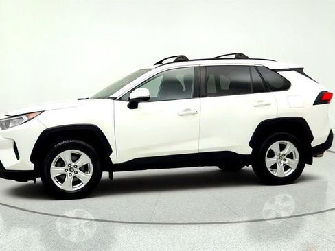 Used 2021 Toyota RAV4 XLE w/ Convenience Package AWD/4WD image 8