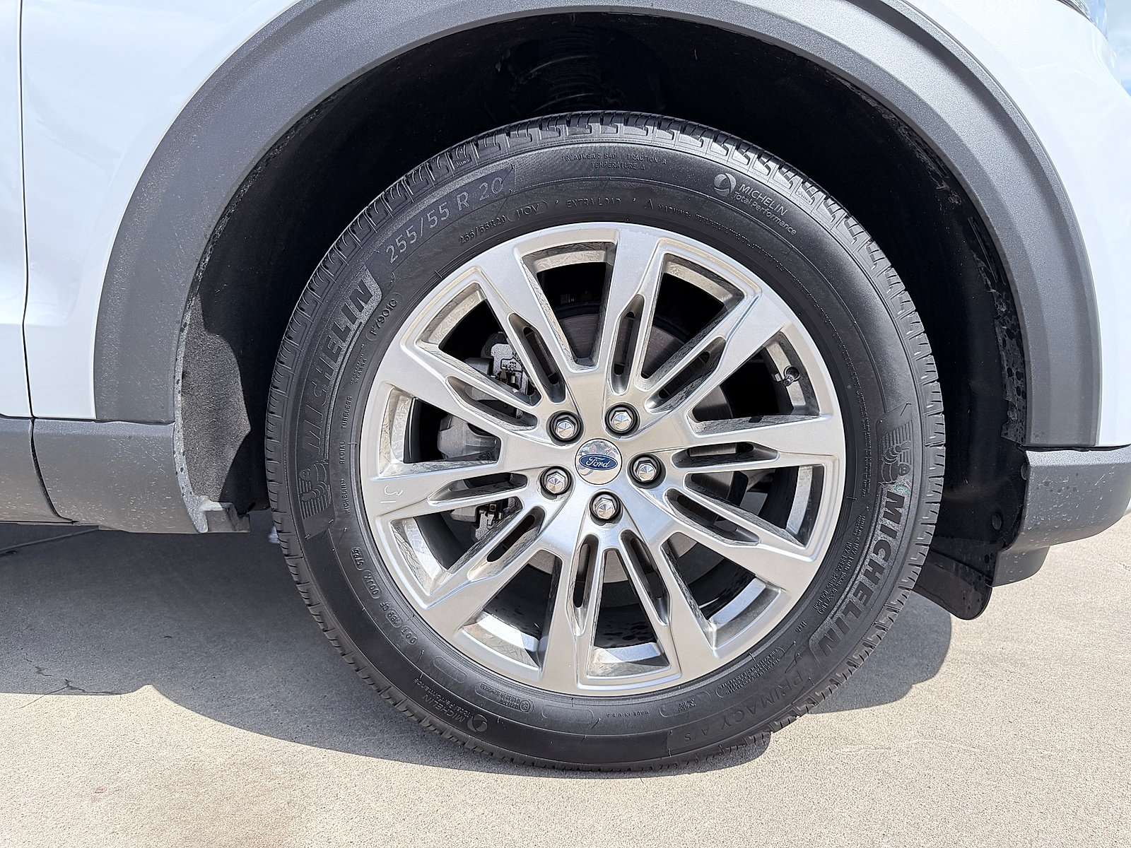Used 2026 Ford Explorer Platinum RWD image 11