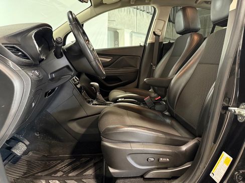 Used 2018 Buick Encore FWD image 13