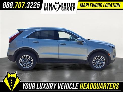 Used 2025 Cadillac XT4 Premium Luxury image 5