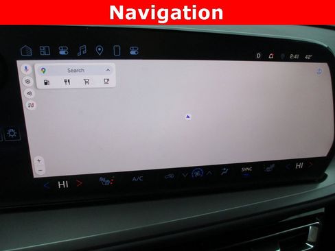 Used 2024 Chevrolet Traverse LS image 14