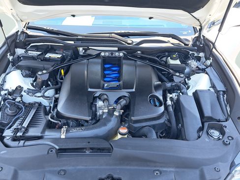 Used 2015 Lexus RC F w/ Premium Package RWD image 27
