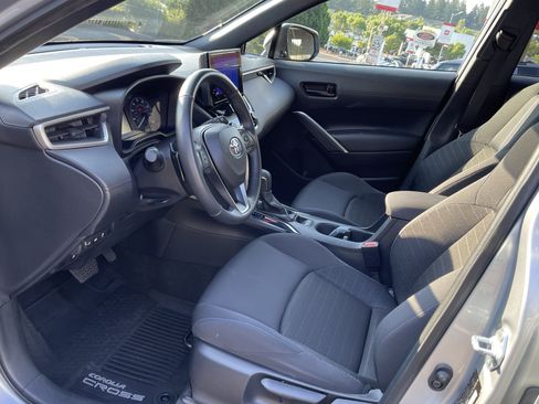 Certified 2024 Toyota Corolla Cross AWD Hybrid image 11