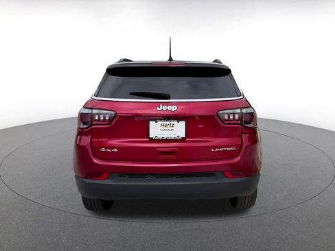 Used 2025 Jeep Compass Limited AWD/4WD image 12