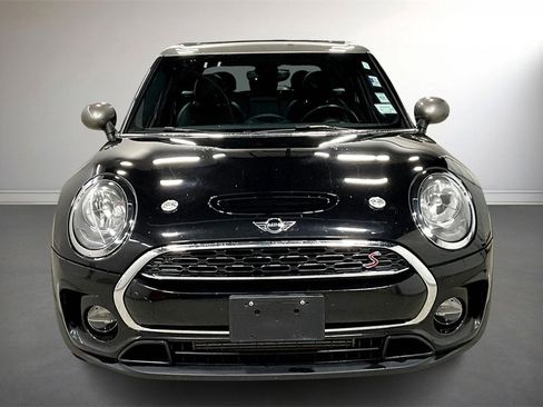 Used 2017 MINI Cooper Clubman S image 2