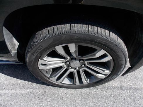 Used 2020 GMC Yukon Denali w/ Denali Premium Package image 26