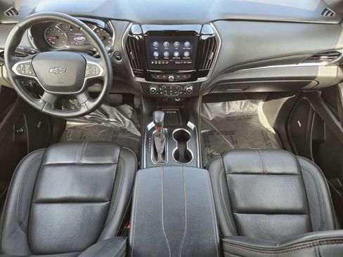 Used 2023 Chevrolet Traverse RS AWD/4WD image 25