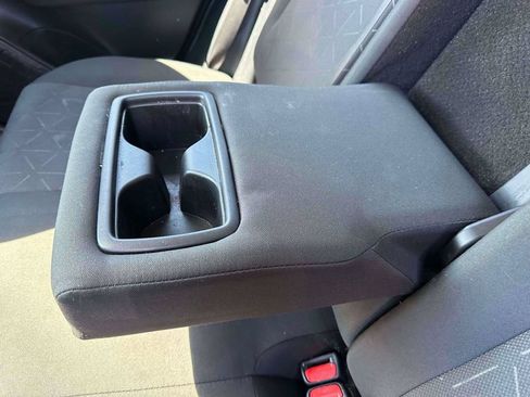 Used 2024 Toyota RAV4 XLE w/ Convenience Package AWD/4WD image 11
