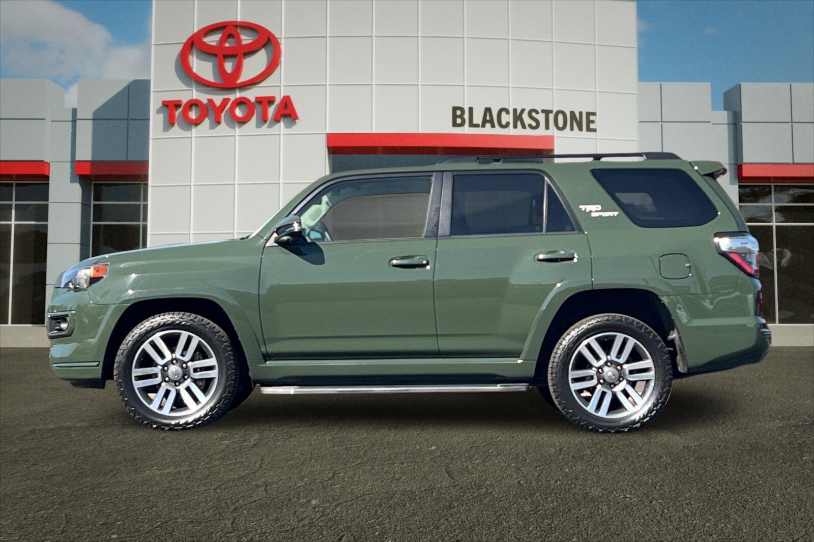 Certified 2022 Toyota 4Runner TRD Sport w/ Technology Package RWD image 6