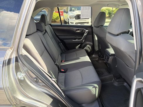 Certified 2022 Toyota RAV4 XLE w/ Convenience Package image 27