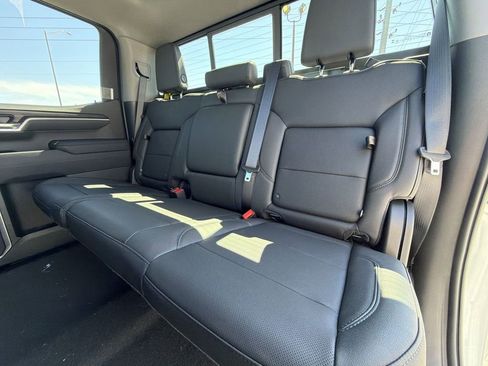 New 2026 GMC Sierra 1500 SLT w/ SLT Premium Package AWD/4WD image 30