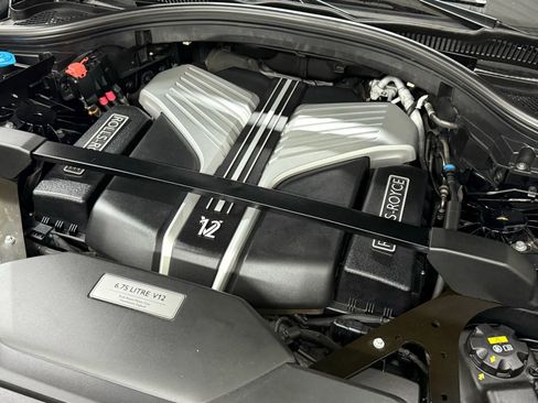 Used 2022 Rolls-Royce Cullinan image 61