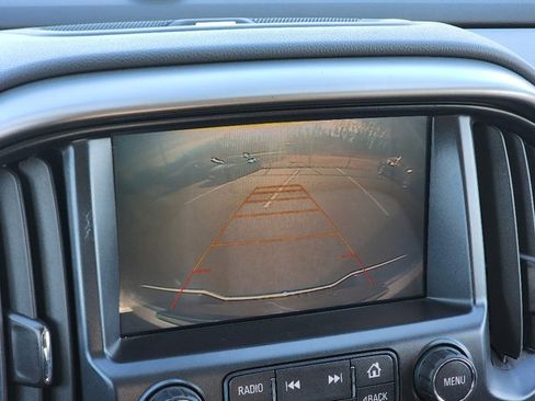 Used 2017 Chevrolet Colorado Z71 image 32