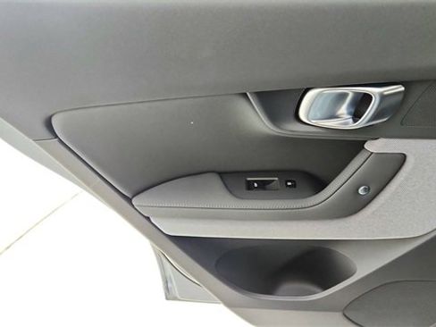 Used 2022 Polestar Polestar 2 image 30