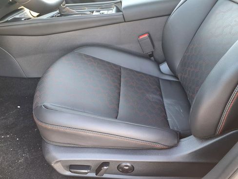 New 2026 Nissan Sentra SR w/ SR Premium Package FWD image 9