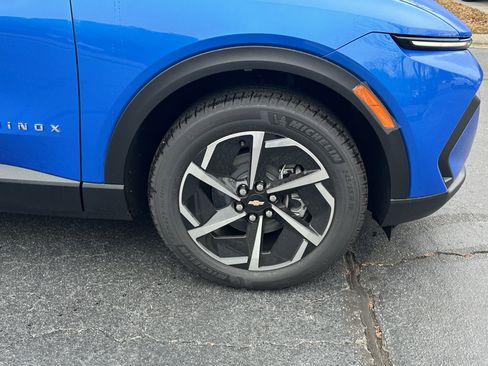 New 2026 Chevrolet Equinox EV LT image 14