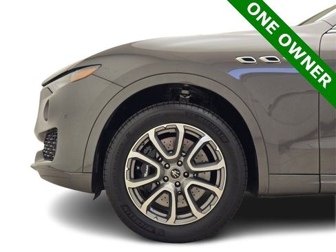 Used 2021 Maserati Levante S image 13