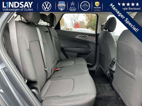 Used 2023 Kia Sportage LX image 12