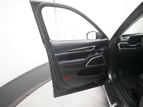 Used 2024 Kia Telluride S w/ S Sunroof Package FWD image 27