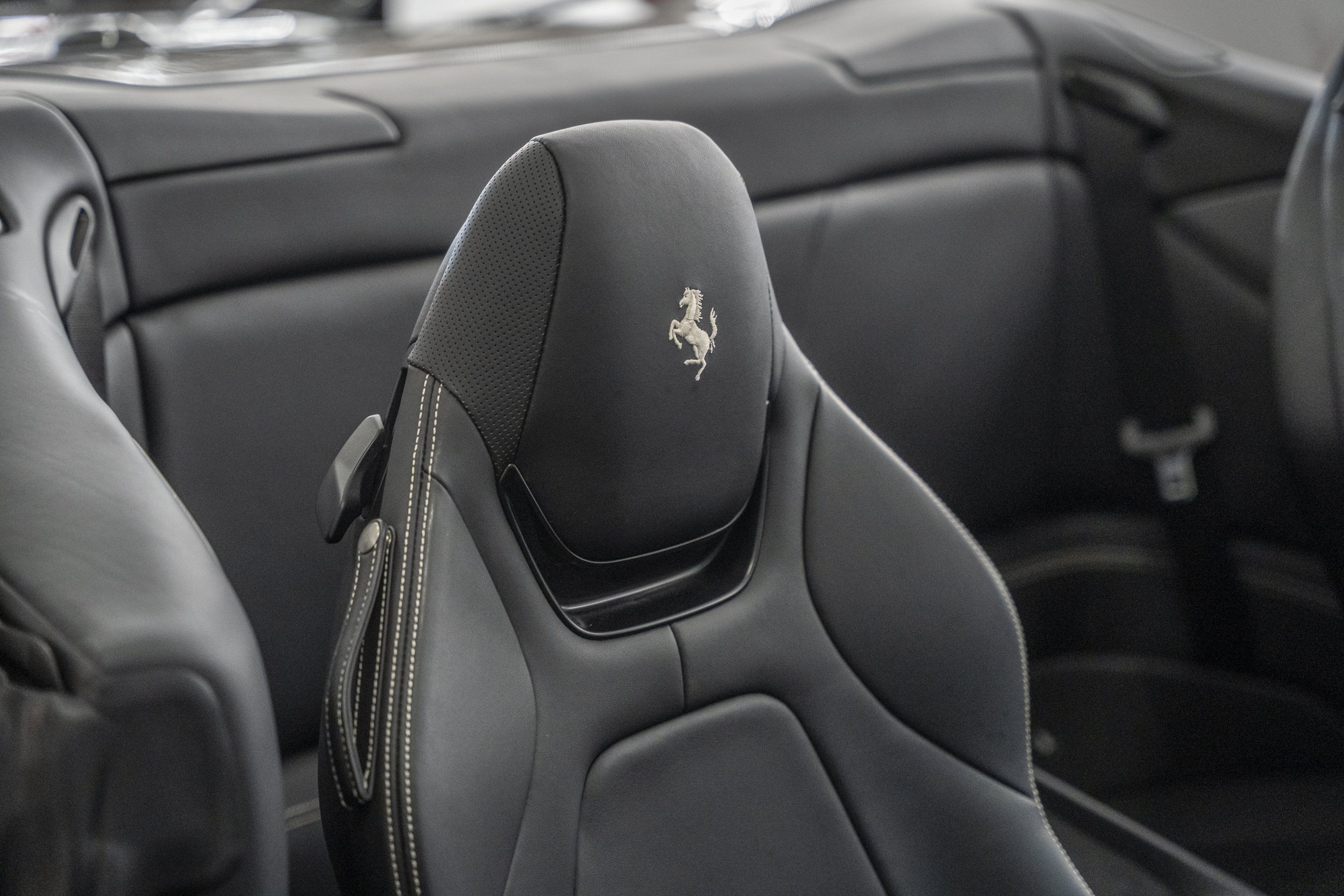 Used 2020 Ferrari Portofino RWD image 34