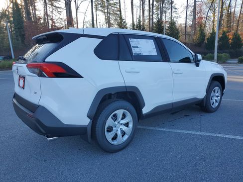 New 2025 Toyota RAV4 LE image 6