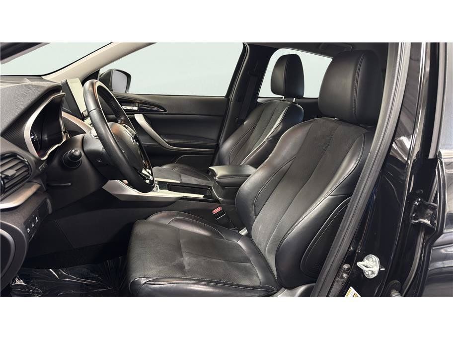 Used 2024 Mitsubishi Eclipse Cross SE AWD/4WD image 11