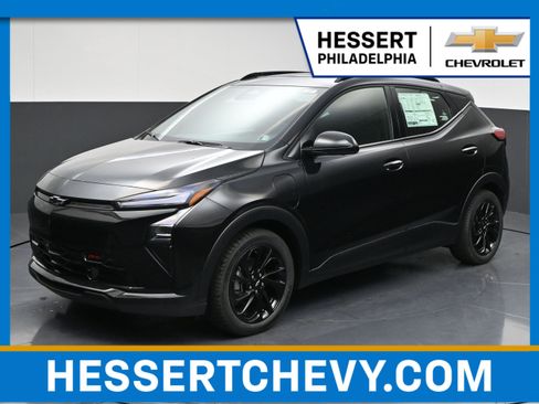 New 2027 Chevrolet Bolt RS w/ Technology Package FWD image 1