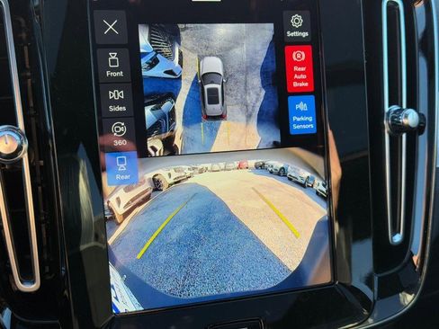 New 2026 Volvo XC40 B5 Ultra w/ Climate Package image 15