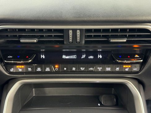 Used 2024 MAZDA CX-90 Plug-In Hybrid w/ Premium Plus image 26