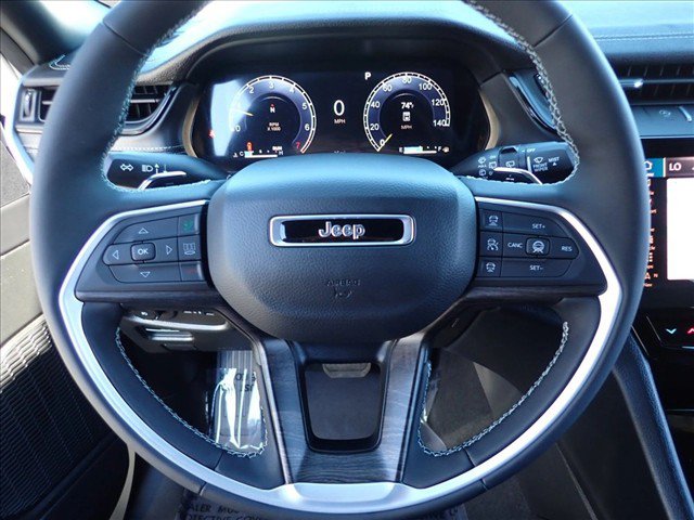 New 2027 Jeep Grand Cherokee Limited w/ Limited Altitude Package AWD/4WD image 15