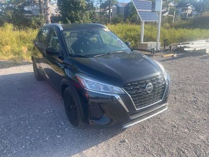 Used 2021 Nissan Kicks SV