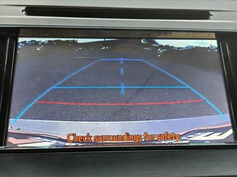 Used 2014 Toyota Avalon XLE image 12