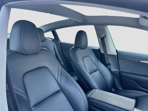 Used 2023 Tesla Model 3 Standard Range RWD image 27
