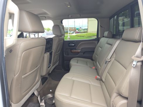 Used 2015 GMC Sierra 1500 SLT w/ SLT Crew Cab Value Package AWD/4WD image 12