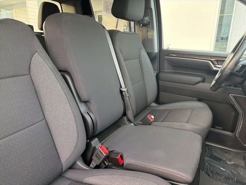 Used 2025 Chevrolet Silverado 1500 LT AWD/4WD image 47